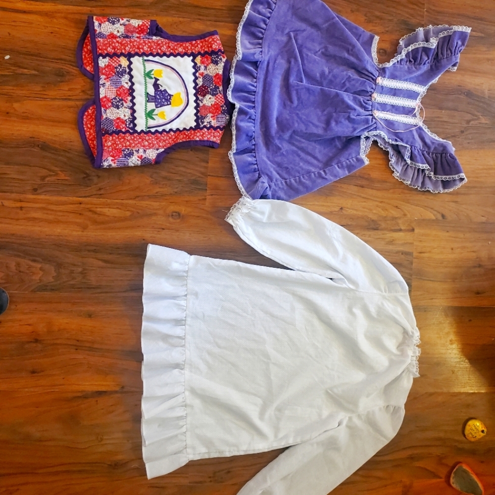 1960 1970 1980 vintage child dress gardening like gunnesax gunne sax vest